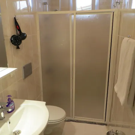 Stella Φετιγιέ